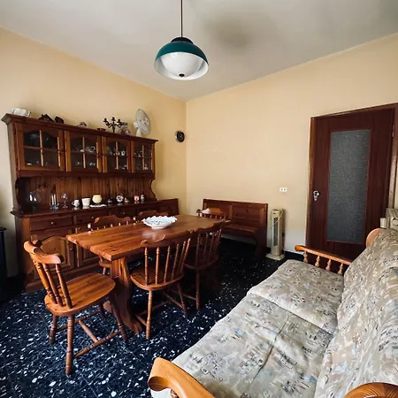 Casa Giovanna Riva Ligure